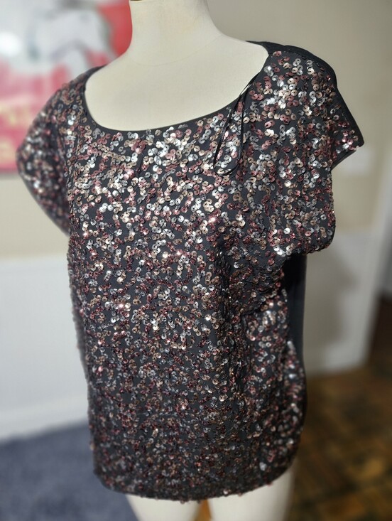 Vince Camuto Tops - Vince Camuto Sequin Top Medium